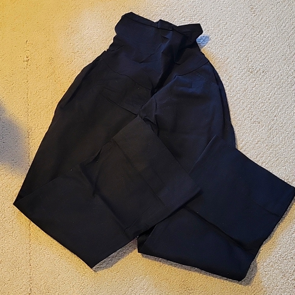 Maternity pants, size M (Bundle and offer for all Maternity items)